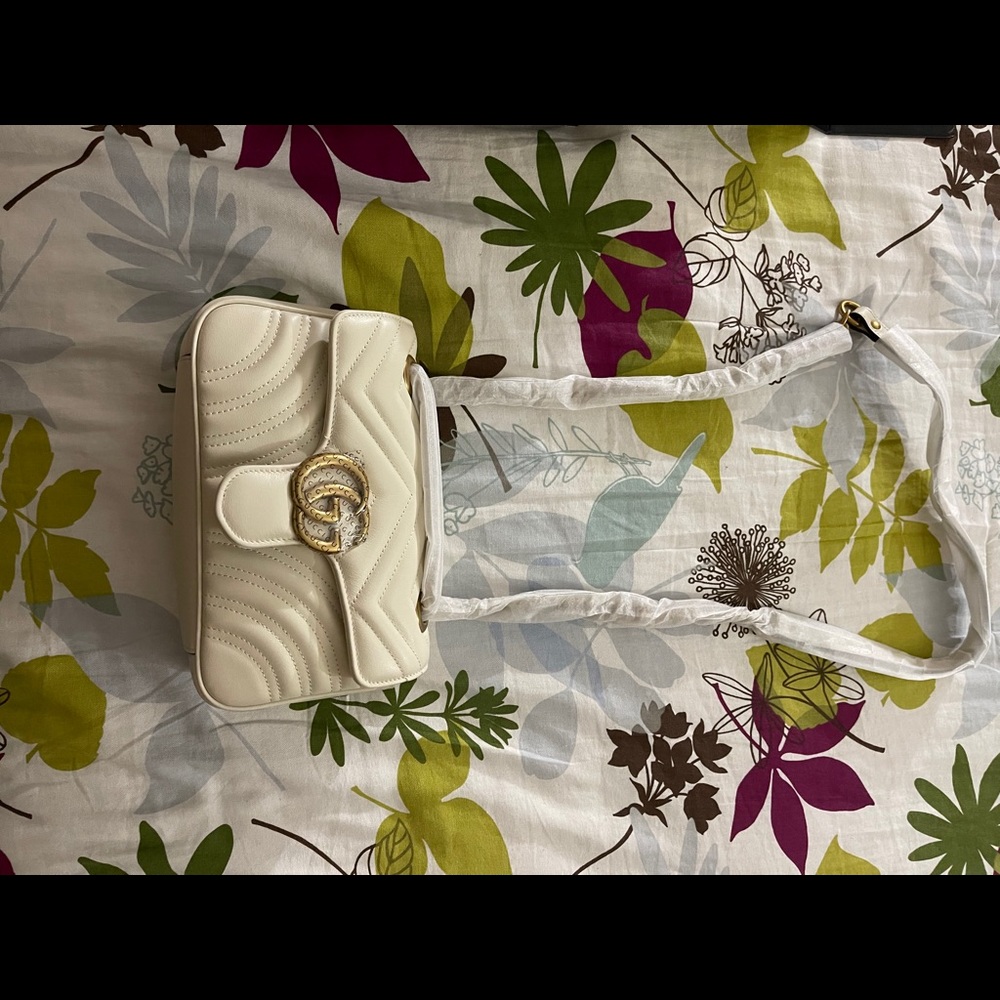 Gucci GG Marmont Mini shoulder bag